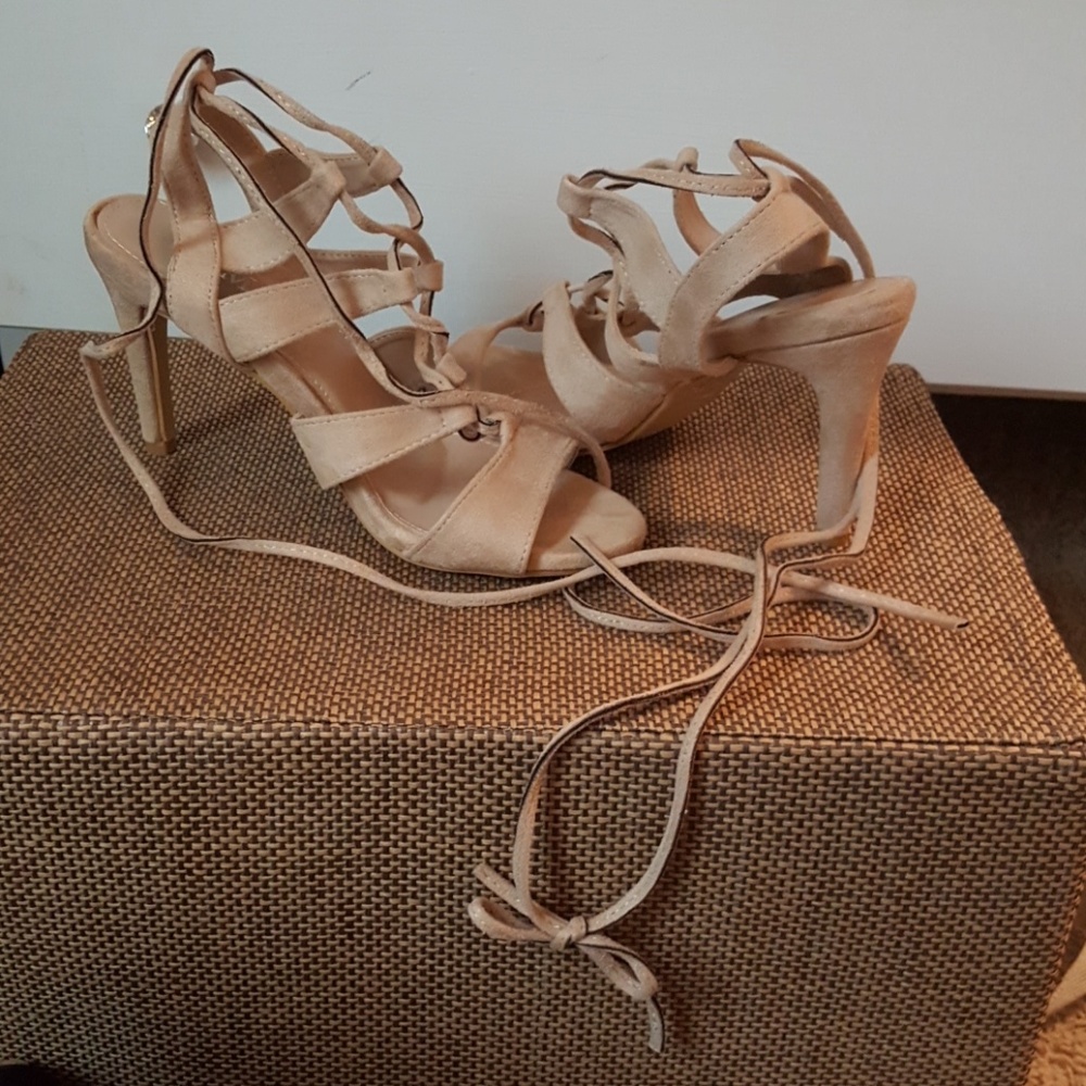 Brand new Bella Marie heels